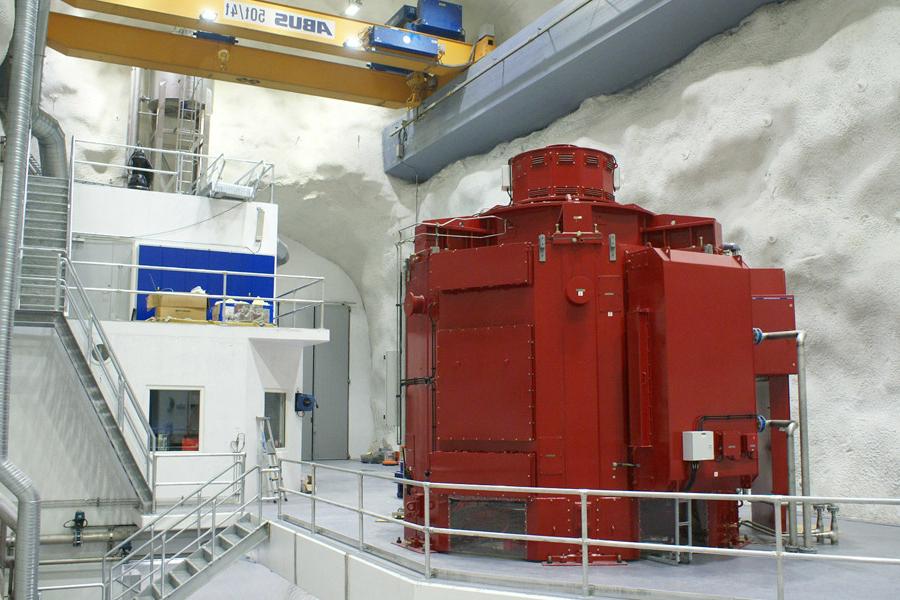Machine room at Kjensvatn power plant